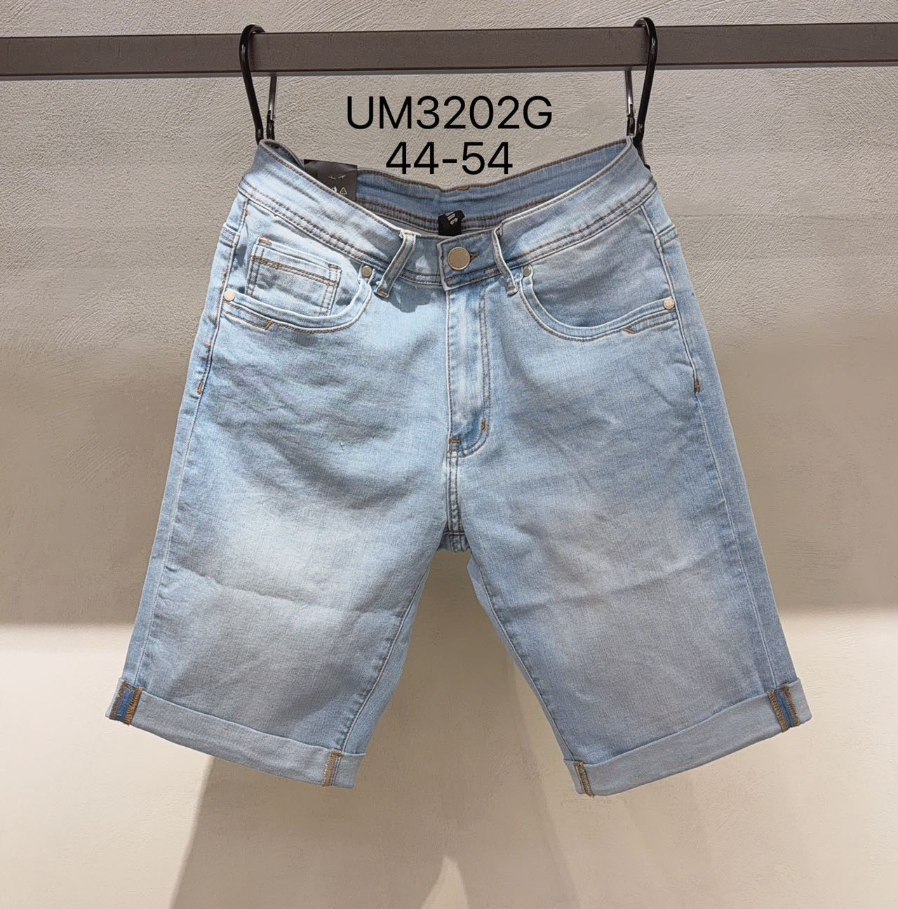 Βερμούδα  UM 3202