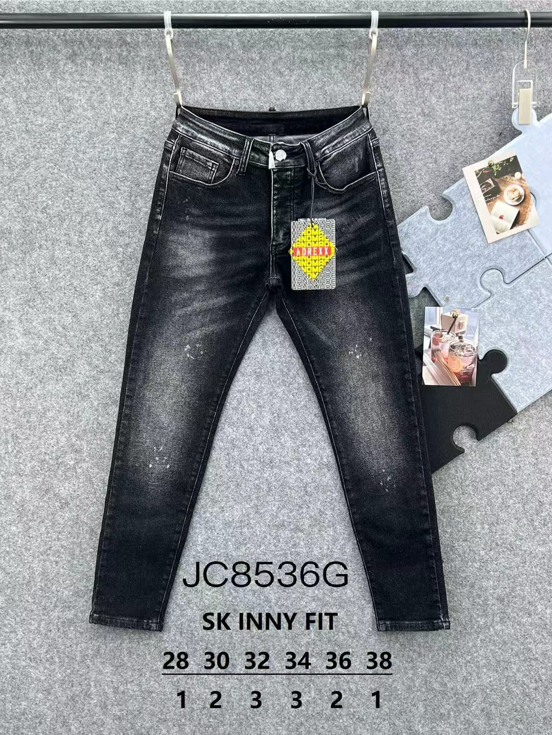 Jeans  JC 8536