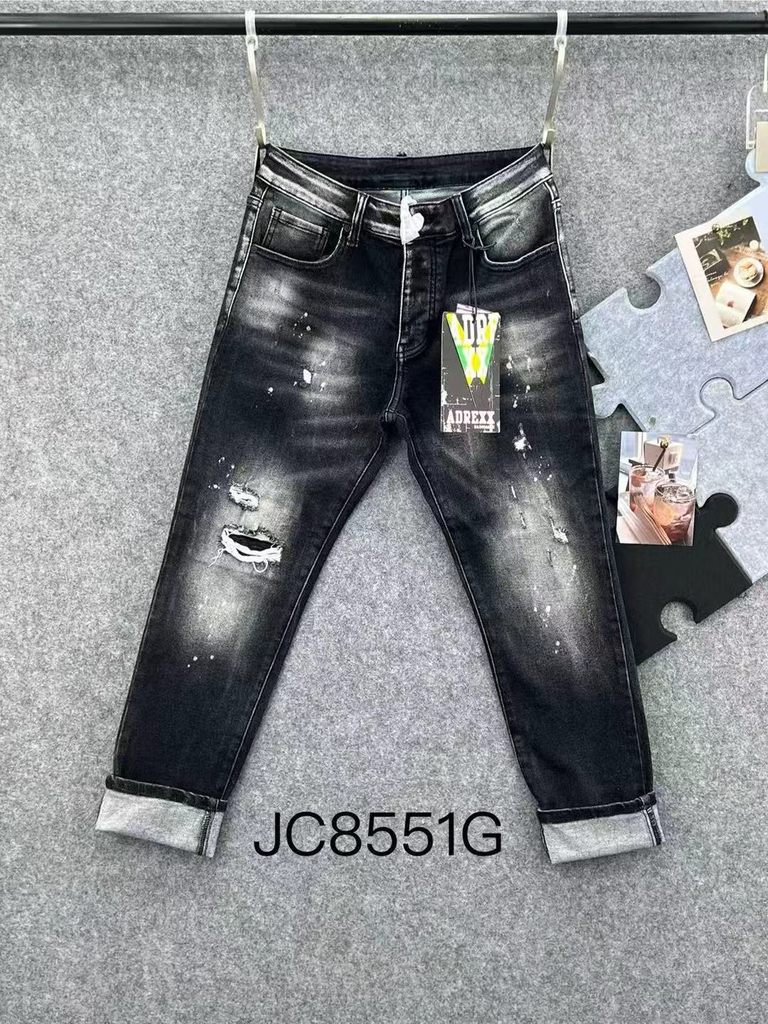 Jeans  JC 8551