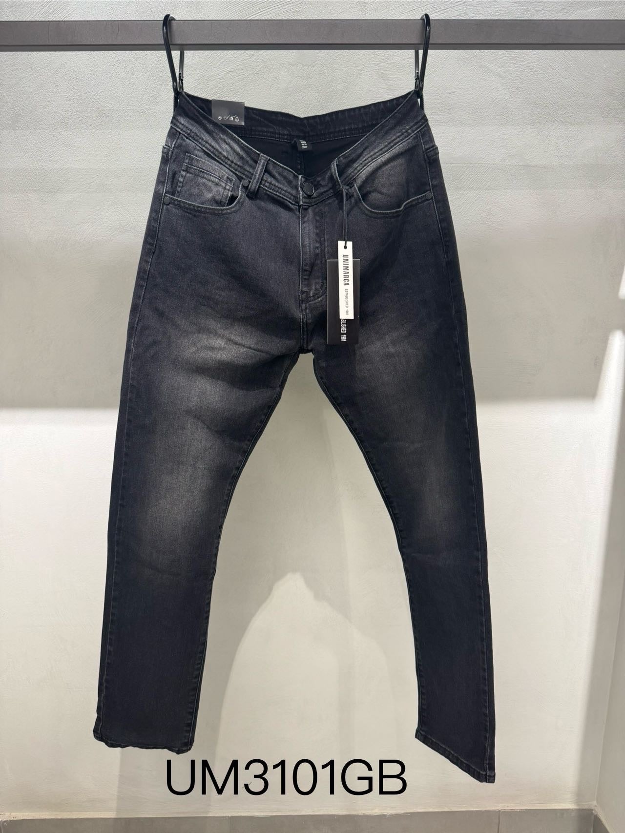 Jeans  UM 3101